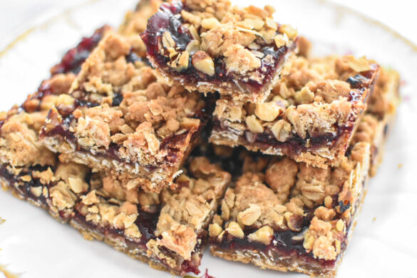 Raspberry Jam Streusel Bars