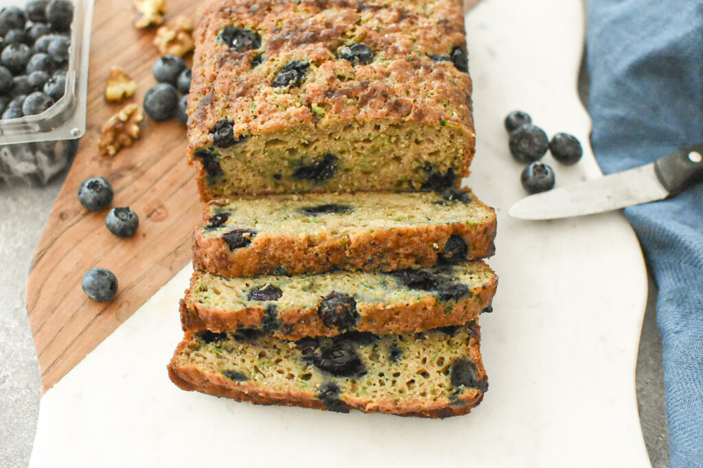 healthy low-sugar blueberry zucchini bread