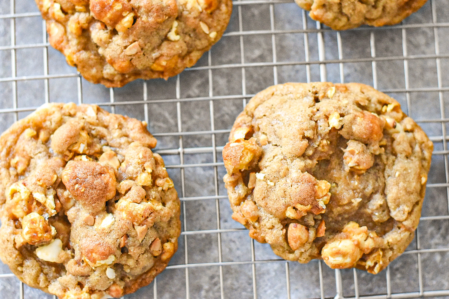 Cracker Jack Cookies