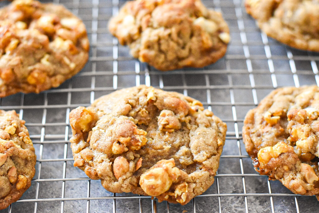 cracker jack cookies