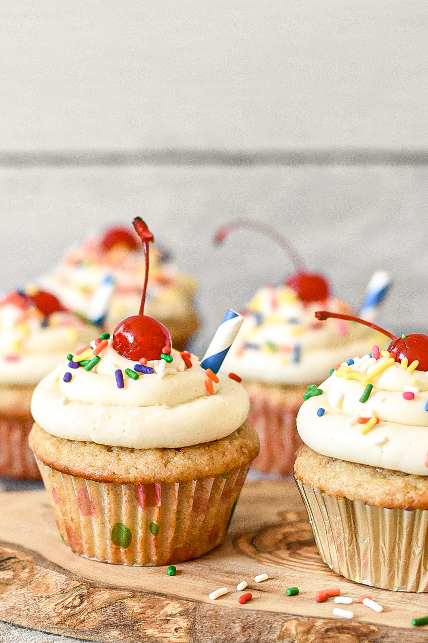 vanilla milkshake cupcakes