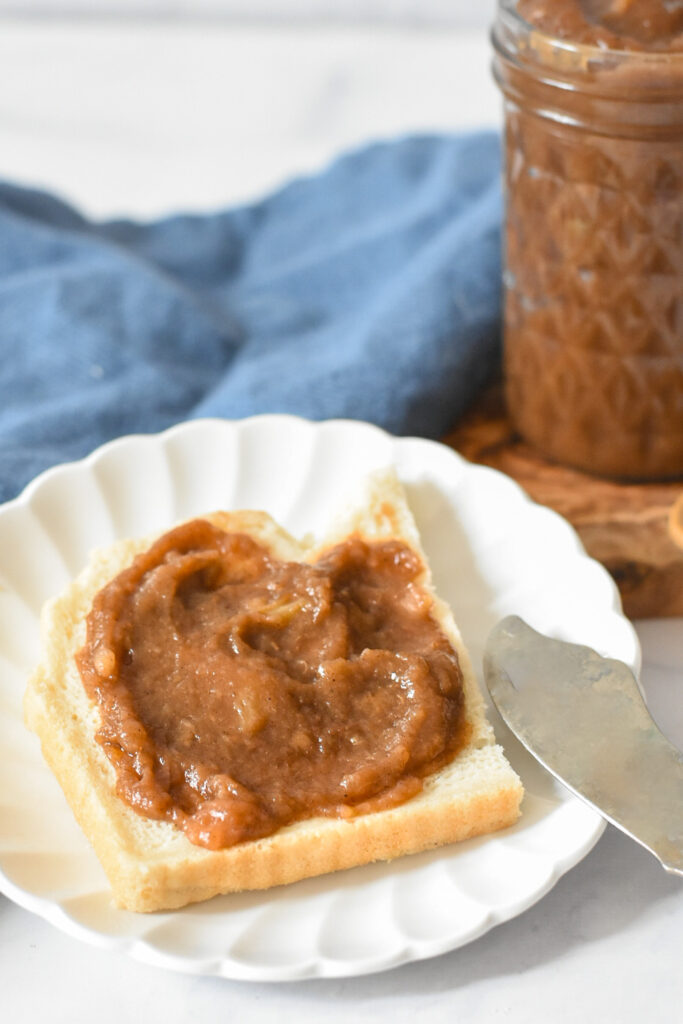 Small Batch Low Sugar Apple Butter